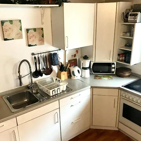 Appartamento Monteur Mit 3 Schlafzimmer Bis 4 Pers,kueche & 2 Baeder Thiede *